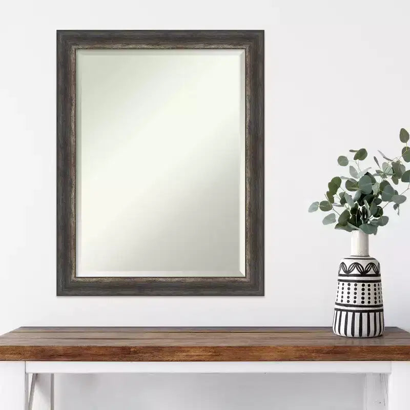 Specchio da parete rettangolare con cornice smussata, marrone rustico