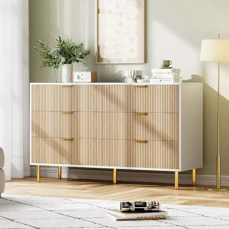 Comò a 6 cassetti con maniglie dorate, disponibile nei colori nero, verde grigio opaco e bianco/legno