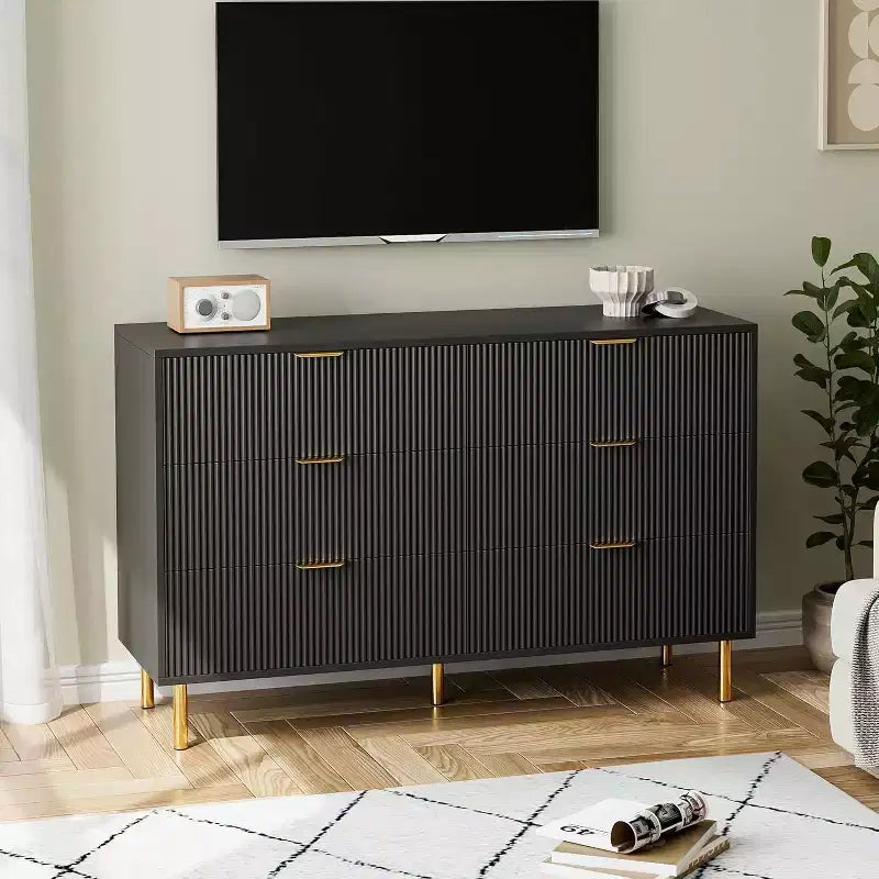 Comò a 6 cassetti con maniglie dorate, disponibile nei colori nero, verde grigio opaco e bianco/legno