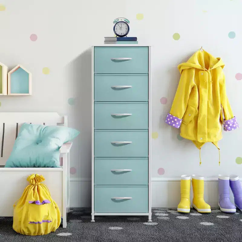 Comodino stretto a 6 cassetti con telaio in acciaio, piano in legno e contenitori in tessuto – Disponibile in vari colori