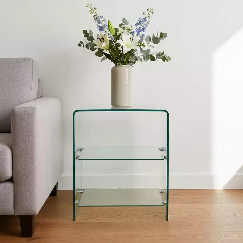 Tavolino finale in vetro bianco da 18" con due ripiani