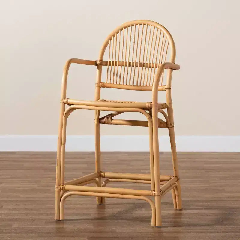 Sgabello da bancone in rattan marrone naturale con braccioli, 1 posto